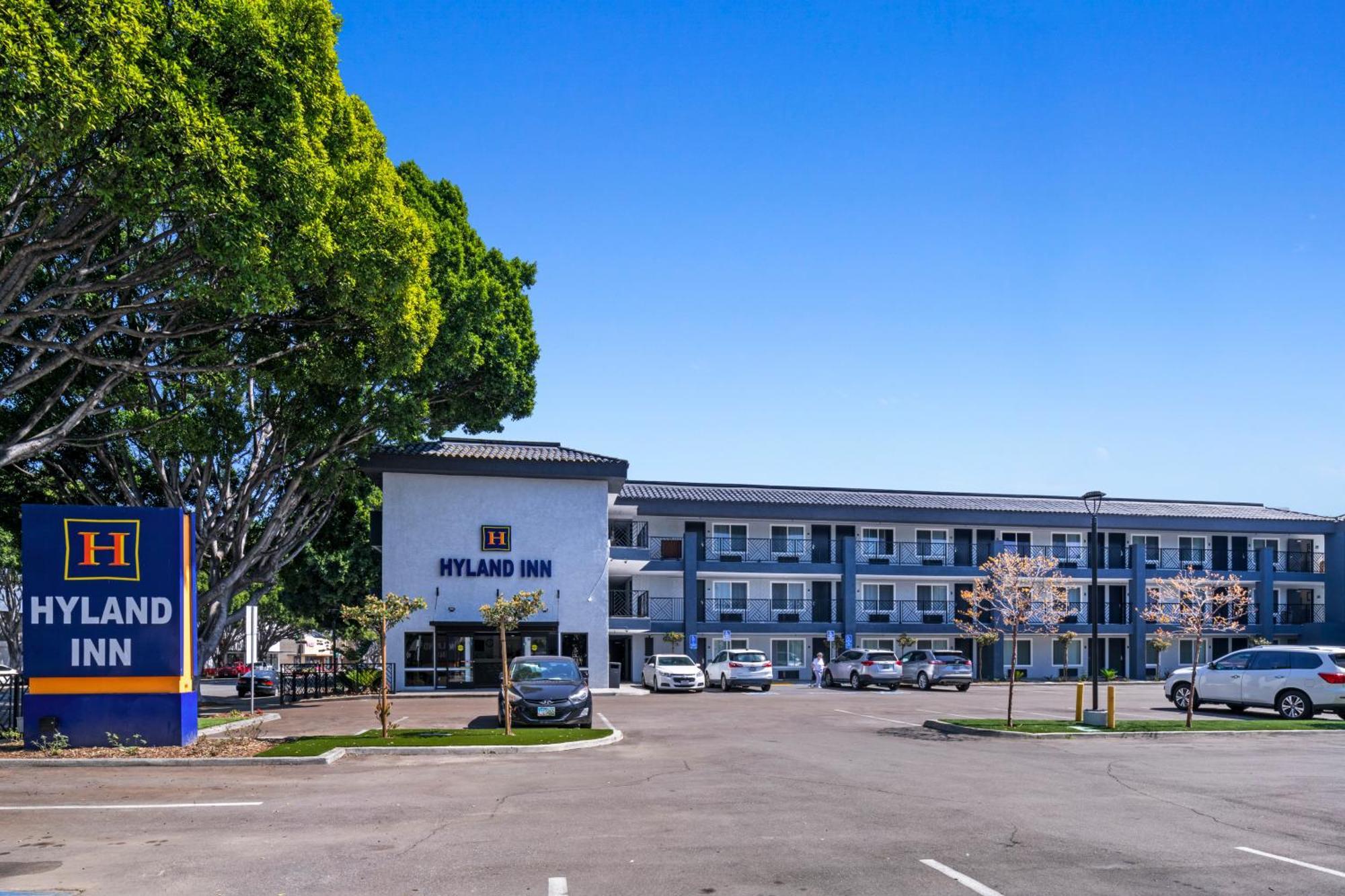 Hyland Inn Near Pasadena Civic Center Exterior photo